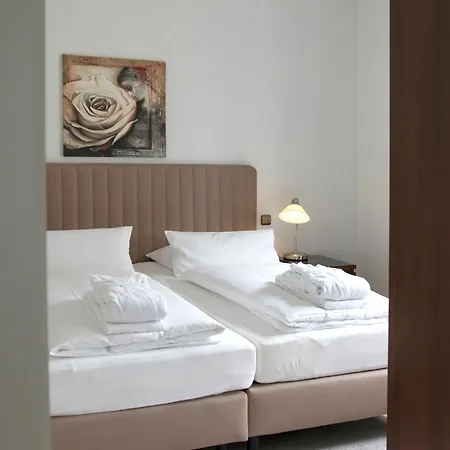 Golf- Und Wellnesshotel Amtsheide מלון 4*