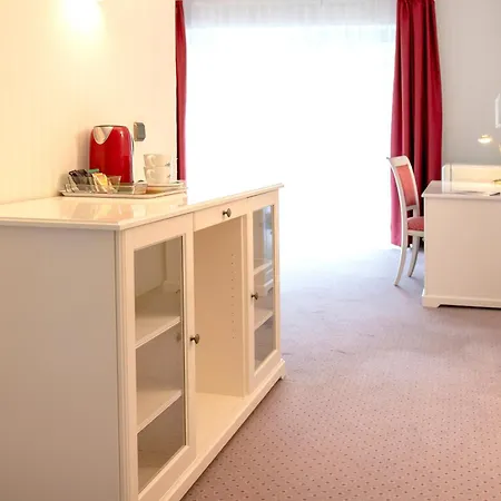 Golf- Und Wellnesshotel Amtsheide 4*