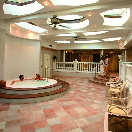 Golf- Und Wellnesshotel Amtsheide 4*