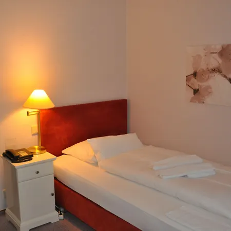 ホテル Golf- Und Wellnesshotel Amtsheide 4*
