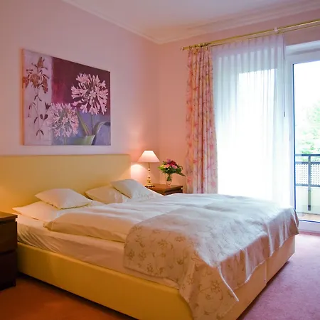 Golf- Und Wellnesshotel Amtsheide מלון 4*